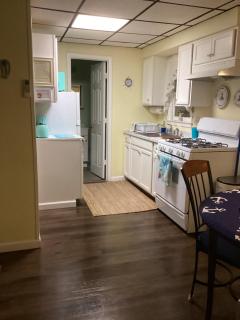 BEACH COTTAGE 2nd HOUSE FROM BEACH - 7