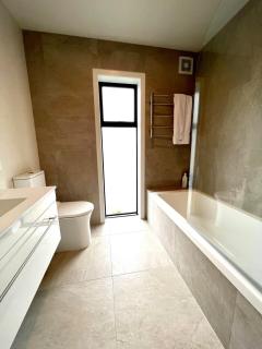 Hot Tub and Views - 8