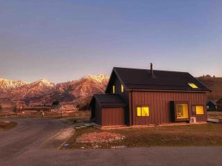 Hot Tub and Views - 3