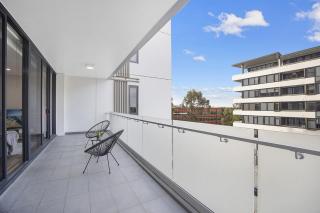 Luxe Sydney Olympic Park Stay - 2BR for 4 Guest - 5