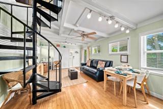 Palm Shade Cottage - 606A - 4