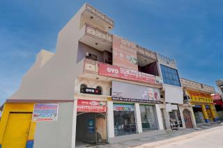 Hotel O Crown Food Court cfc - 3