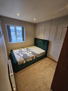 Home at Richmond - Conifer Crescent - 3