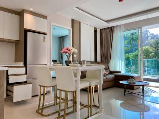 Bright 2BR Condo near Central Phuket FREE Pool Gym Parking - 4