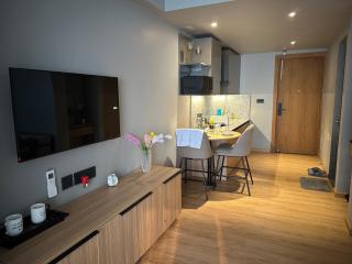 The Bloom Studio Suites - 2