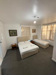 The Birchwood Lodge - 6
