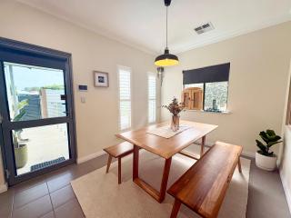 Hayes Haven Bunbury - 1