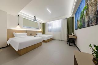 Zhangjiajie Longing Mountain B&B - 9