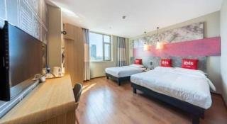Ibis Xinzhou Qiyi RD - 1