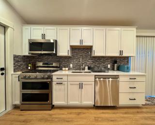 The Grove - A Family Friendly Modern Studio in Portland-Beaverton-Hillsboro - 1
