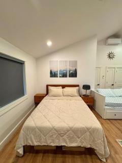 The Grove - A Family Friendly Modern Studio in Portland-Beaverton-Hillsboro - 8