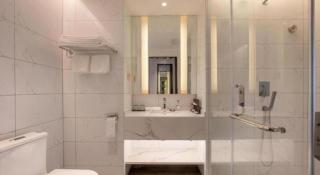 Borrman Hotel Guilin North Railway Station Zhonghao International - 5