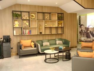 GreenTree Inn Xiaoyi Wanda Plaza - 9