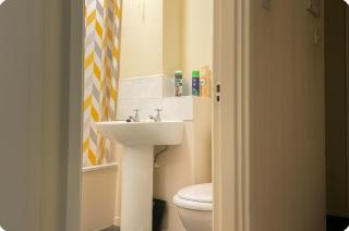 Rochdale Retreat - Cozy Apartment Stay - 3
