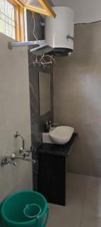 Valley vibes by Bahugunas den - 0