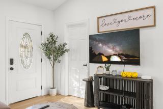 #Marbella Lane - Cityside Haven with Touch of Charm - 3