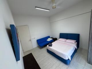 BY THE SEA - Penthouse 3 bedroom - 6