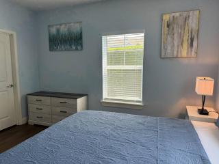 Beautiful Resort Condo Panama City Beach King Bed - 5