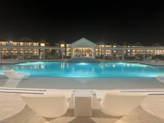 Beautiful Resort Condo Panama City Beach King Bed - 9