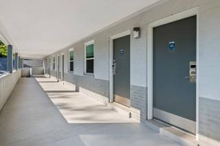 Suburban Studios Newport News - Hampton - 6