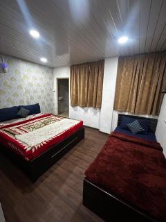 Mejhor residency and restaurant - 4