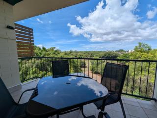 Gorgeous Golf Course Views From Top Floor - 1
