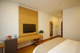 GreenTree Inn Tangshan Xueyuan Road Business Hotel - 1