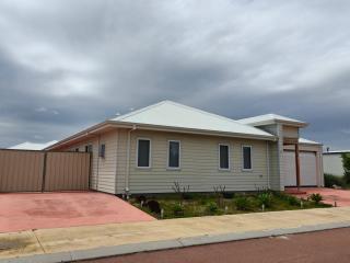 Jurien Bay WA, 4-bedroom home - 0