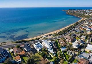 Mornington Esplanade Beachfront & Spa by RSS - 4