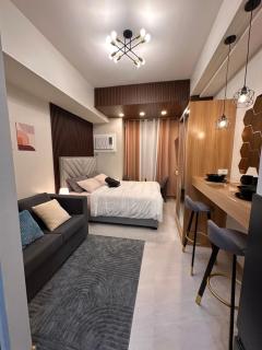 The Grove Suites - 7