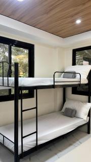 Chic New Build Retreat House near Tagaytay - 7
