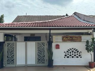 AliyaRoseMuslim Homestay - Ayer Keroh - 9