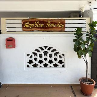 AliyaRoseMuslim Homestay - Ayer Keroh - 8