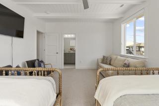The IBE Beach House townhouse - 9