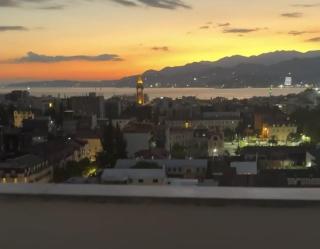 Dream View in Modern Studio - 7