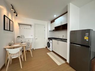 6th Avenue Sukhumvit BKK 403 BTS Asoke Nana MRT Sukhumvit - 3
