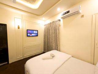 White Rose Family - 5 Rooms Portion - 7