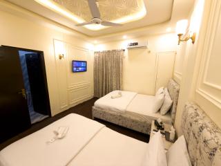 White Rose Family - 5 Rooms Portion - 9