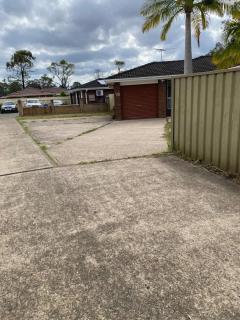 Cheerful 4 bedroom home with parking on premises - 7
