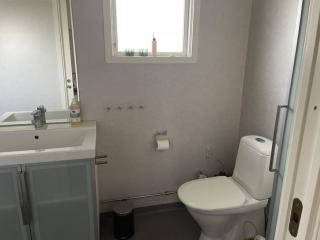 Guestly Homes - 3BR Homely Villa in Piteå - 8