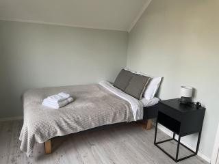 Guestly Homes - 3BR Homely Villa in Piteå - 6