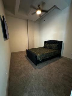 Beautiful High-rise Apartment - 6