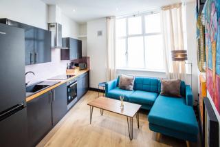luxury Guesthouse - 2