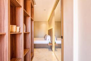 Apartment with swimming pool - 1