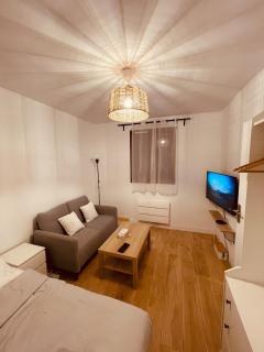 Studio cosy tout équipé, idéal - 5