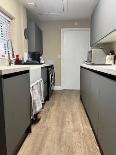 Luxury Guest Suite Dog Friendly - 9