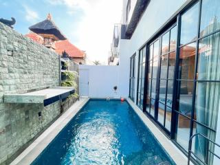 Seminyak Loft 360 By Lensa Hospitality - 1