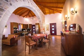 PRIVATE Sapphiros Villa - 3