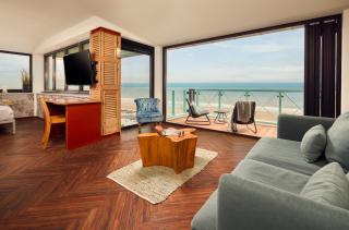 Beachhouse Hotel - 6