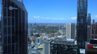 Sky High 2B2B Apartment at Melbourne CBD - 9